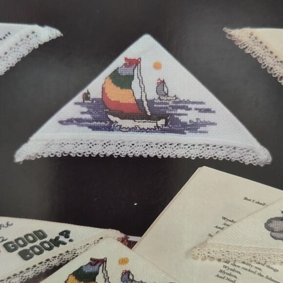 Creative Keepsakes The Corner Marx-It Bookmarks Cross Stitch Patterns - Picture 6 of 7